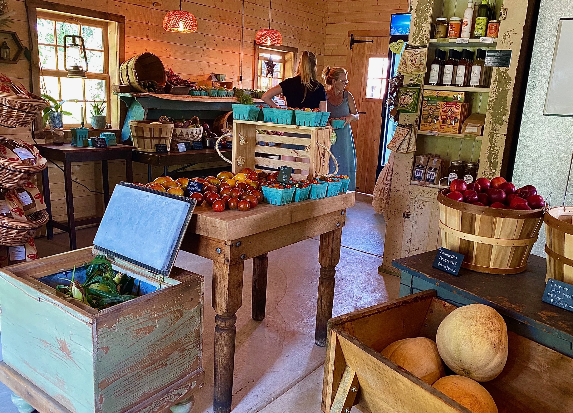 Cozy up to farm fare at Stone Circle